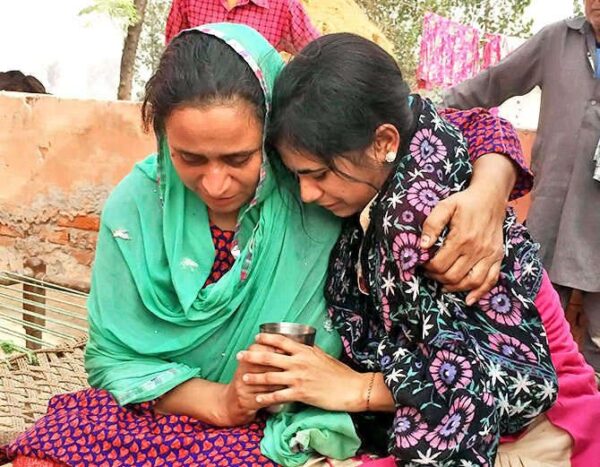 rina-with-mother-after-return-india